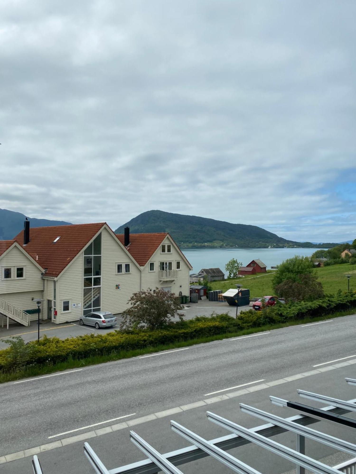 Gjoa Motell Rosendal Buitenkant foto